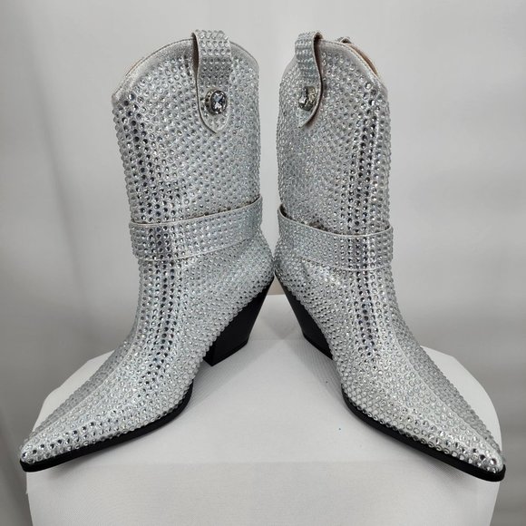 AZALEA WANG Federica Silver Crystal Shortie Western Cowgirl Boots 6-10 NWT - Picture 9 of 10